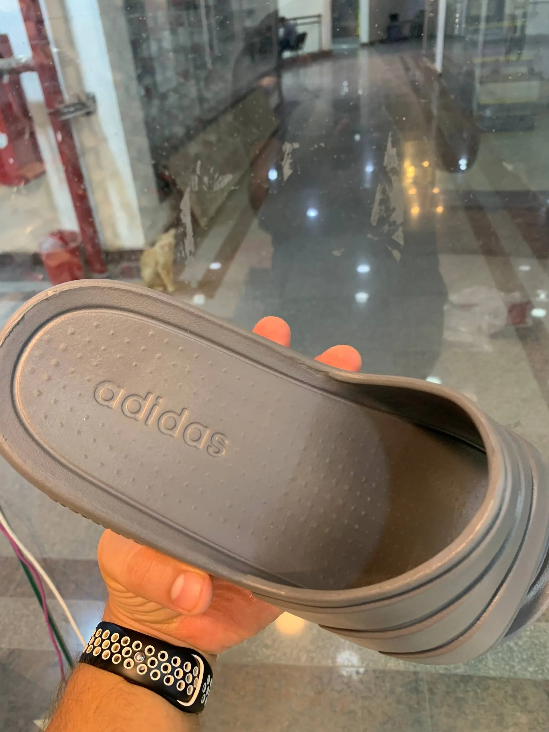 شبشب رجالي رصاصي ايفا Adidas - الصورة 2