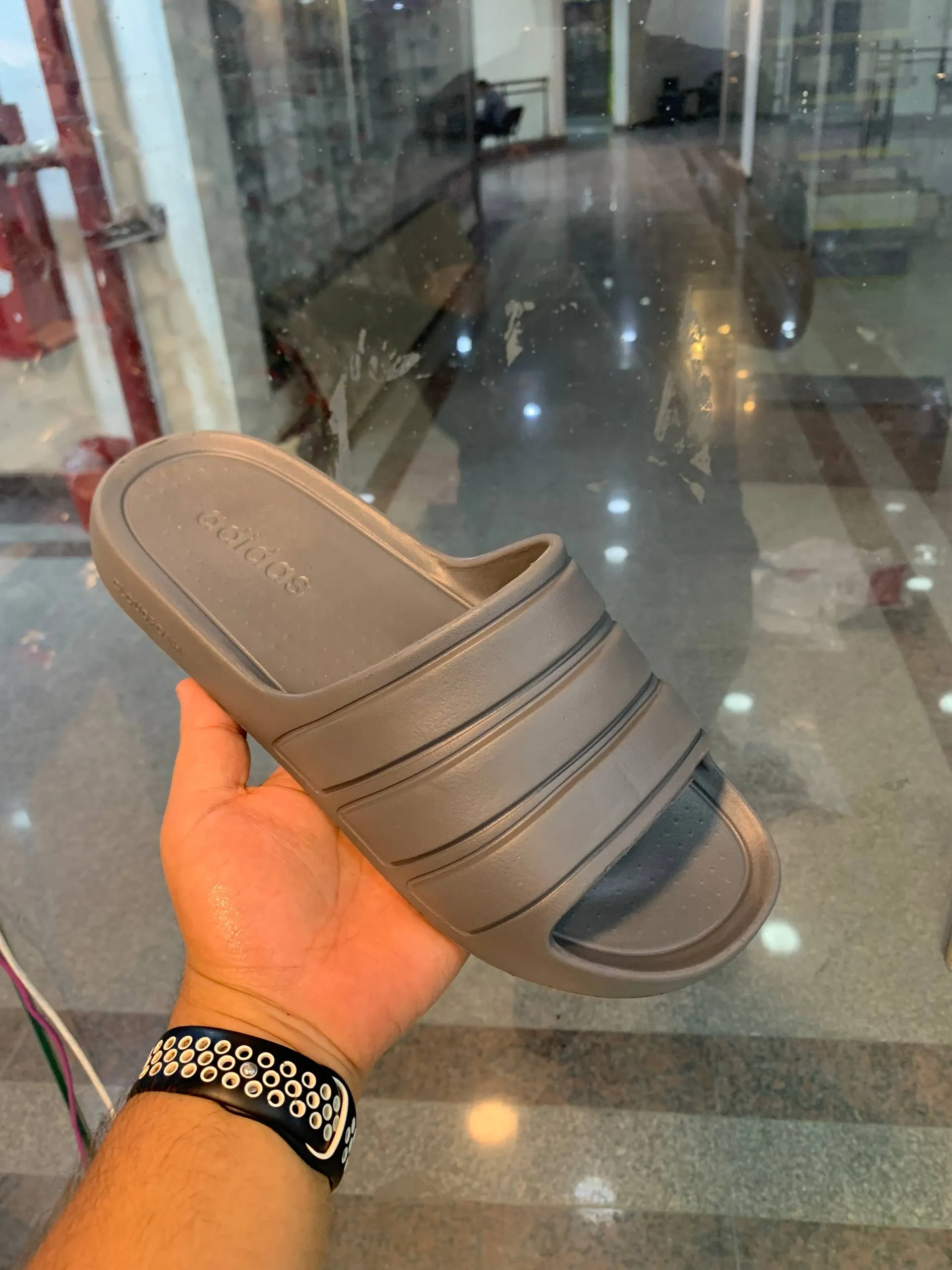 شبشب رجالي رصاصي ايفا Adidas