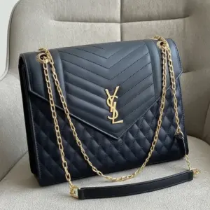 شنطه حريمي  اسود lv