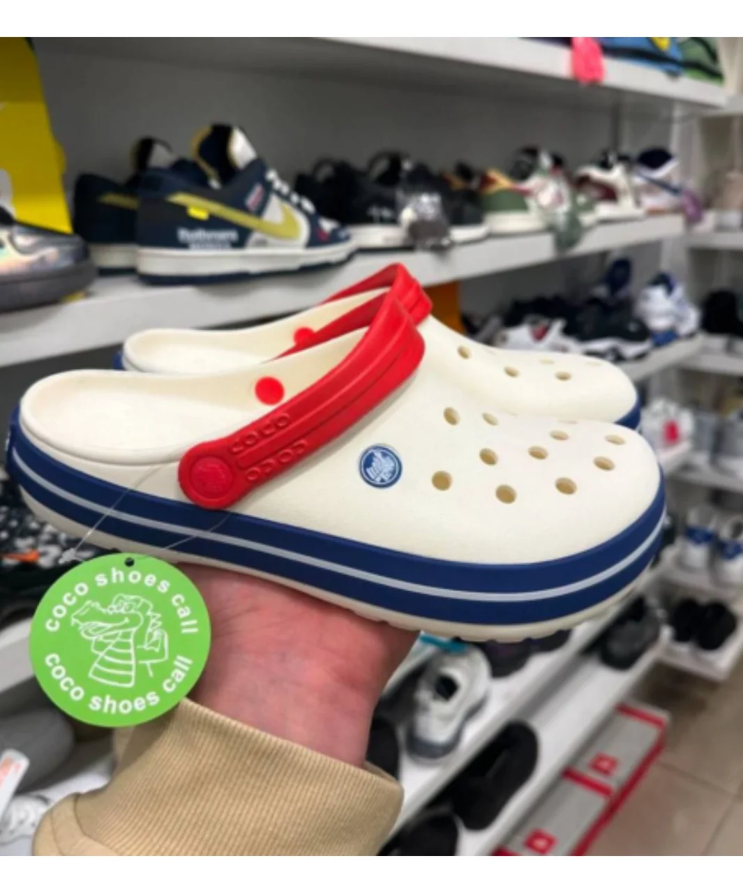 كروكس رجالي COCO4 ابيض