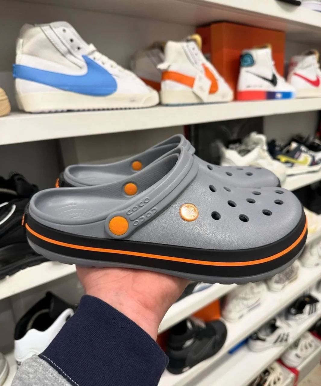 كروكس رجالي COCO4 رصاصي