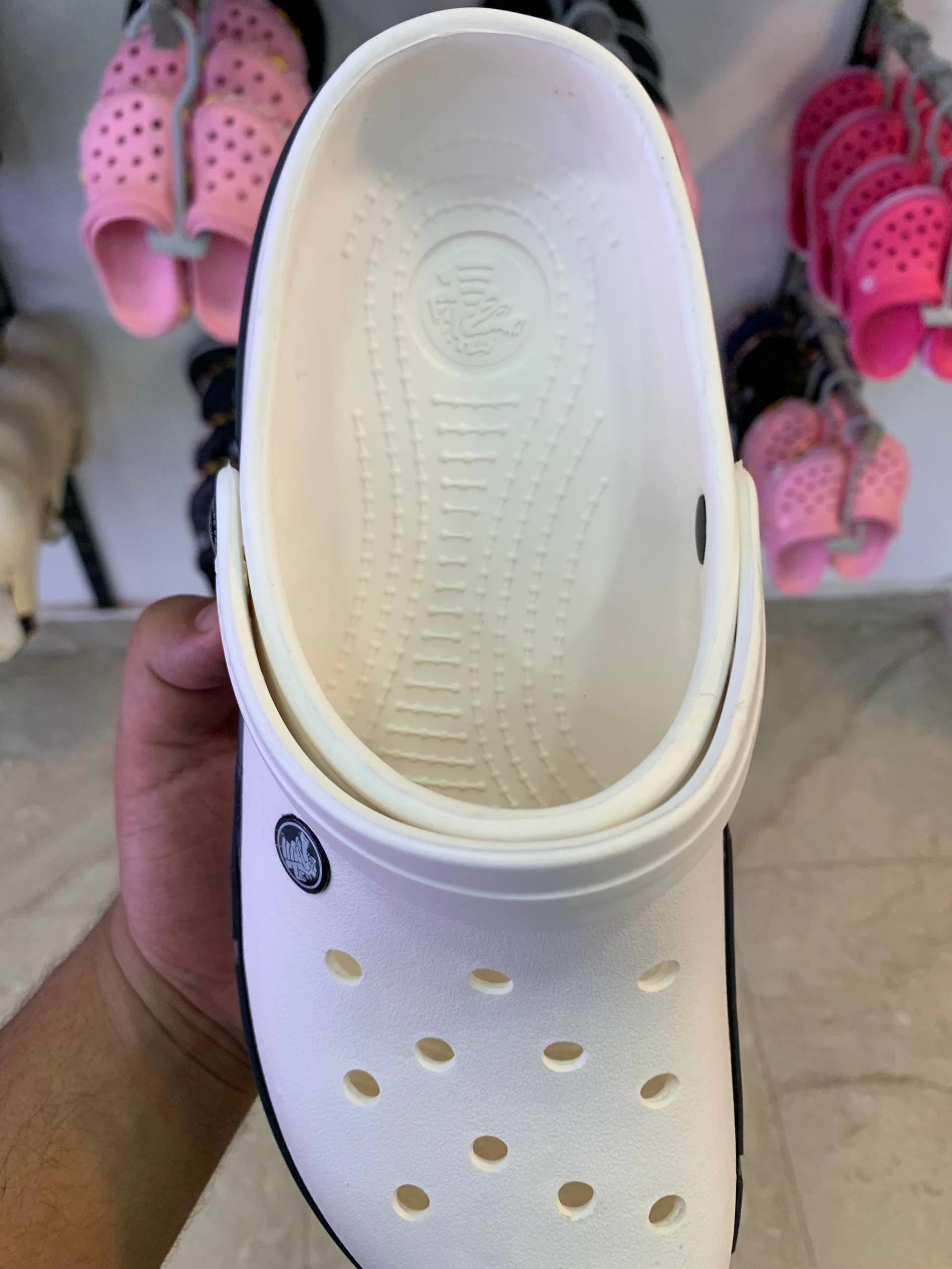 كروكس رجالي جيشي COCO06 ابيض - الصورة 3