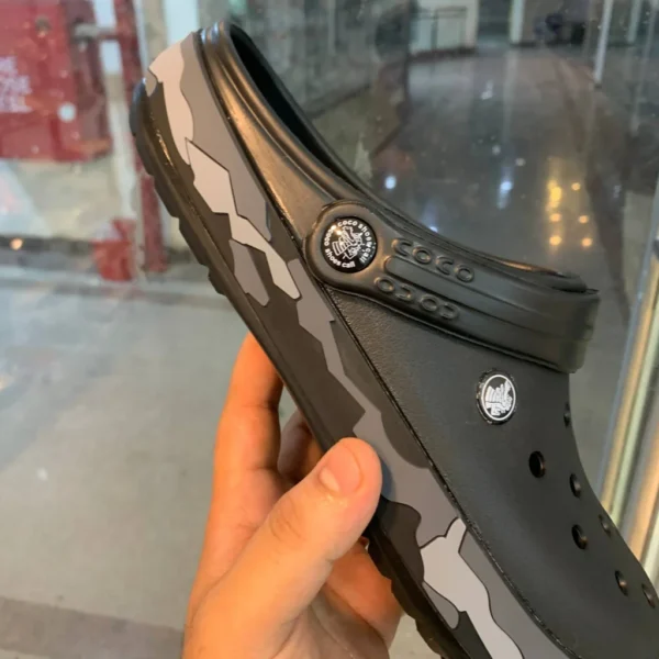 كروكس رجالي COCO6 اسود - الصورة 4