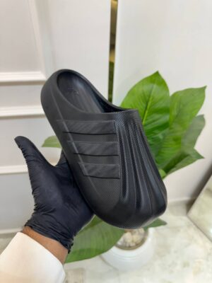 كروكس رجالي Adidas ايفا طبي بالبوكس اسود