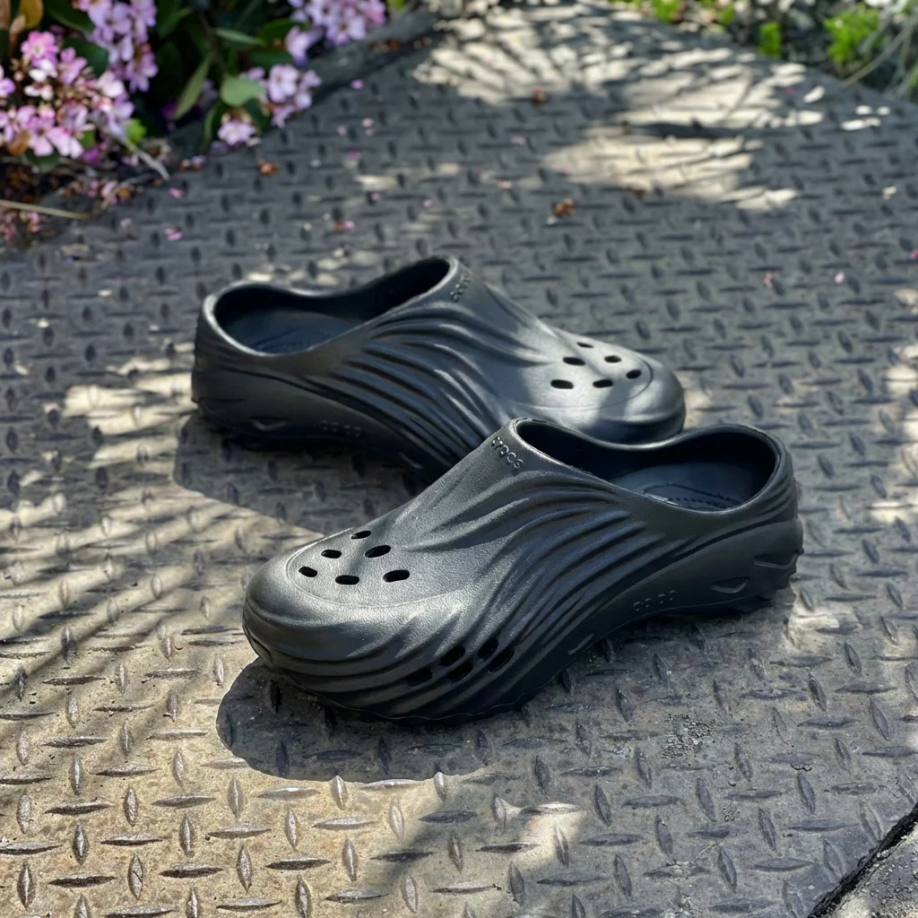 كروكس رجالي اسود COCO010 (41/48) - الصورة 2